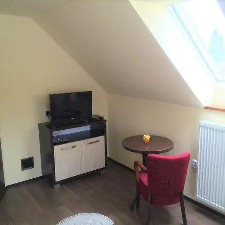 Rekreacny Domcek A - Pri Potoku Velicna